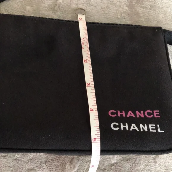 Chance Chanel cosmetic bag - Picture 8 of 10